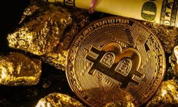 Can the Recent Bitcoin Dip Boost the Gold Price?
